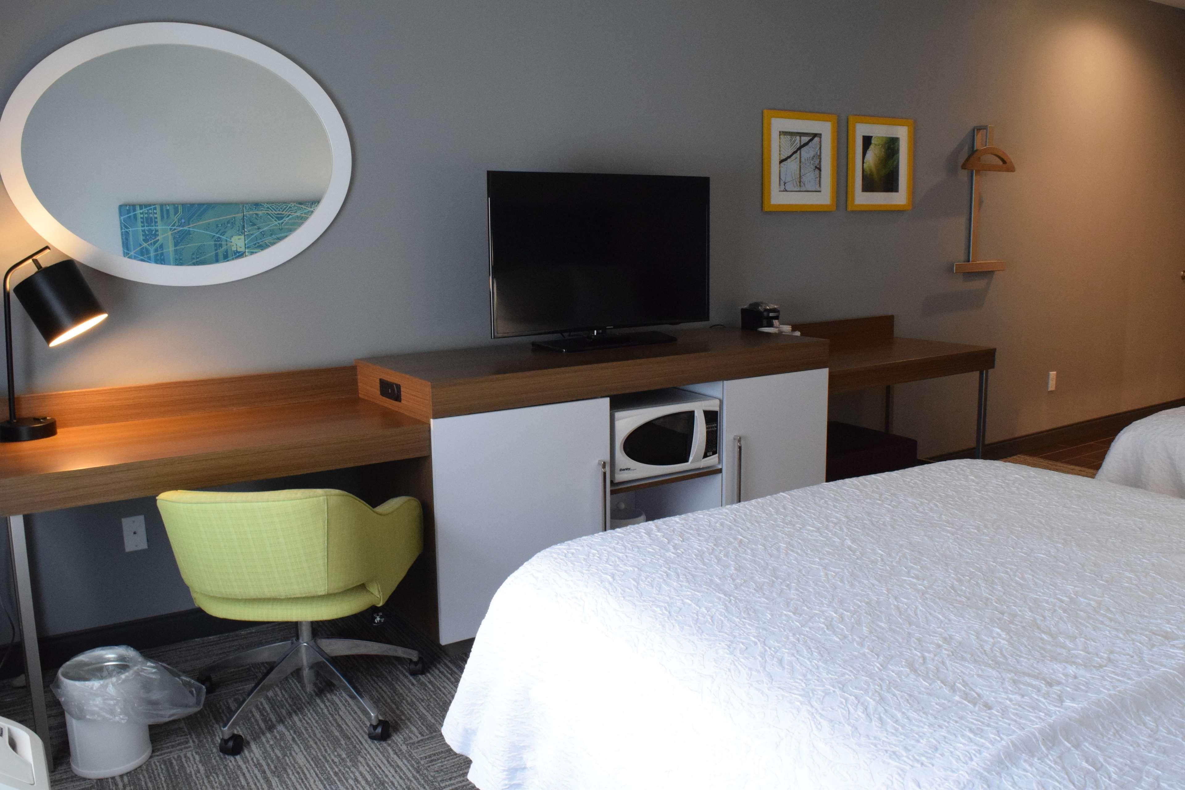 Hotel Hampton 3*